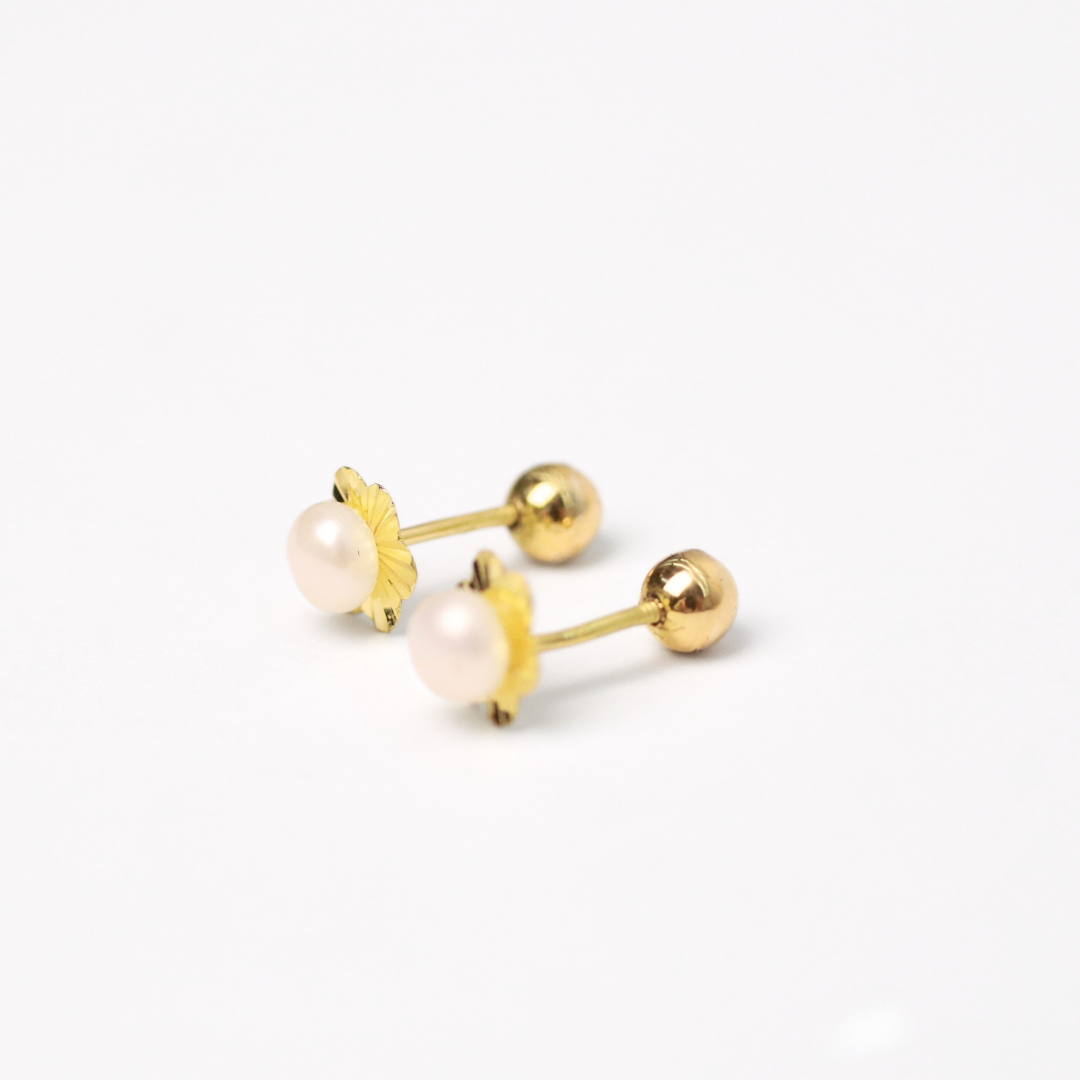 Arete Flor Perla Oro