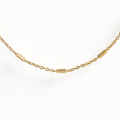 Collar Silver Gold Finn