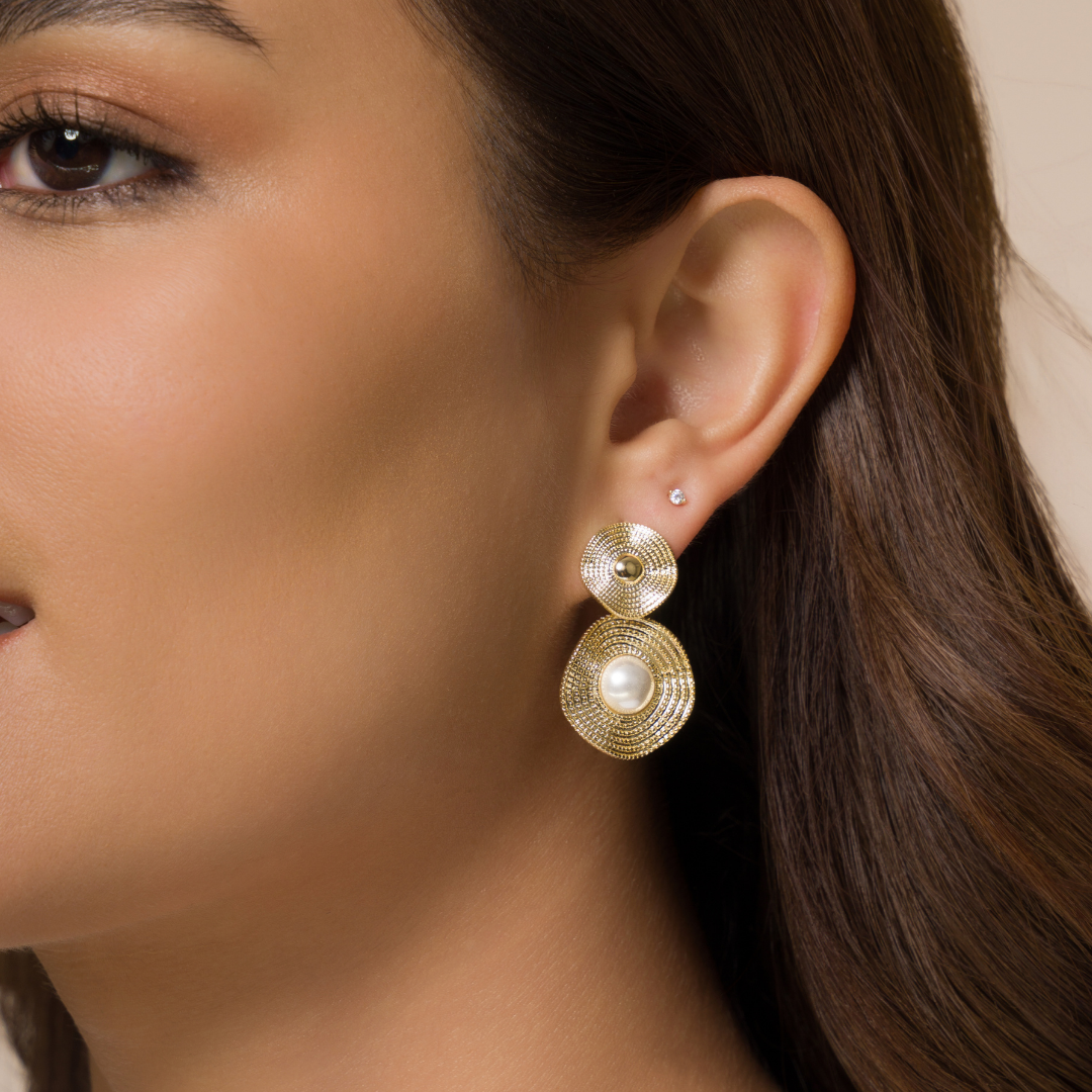 Arete Trendy	Isara