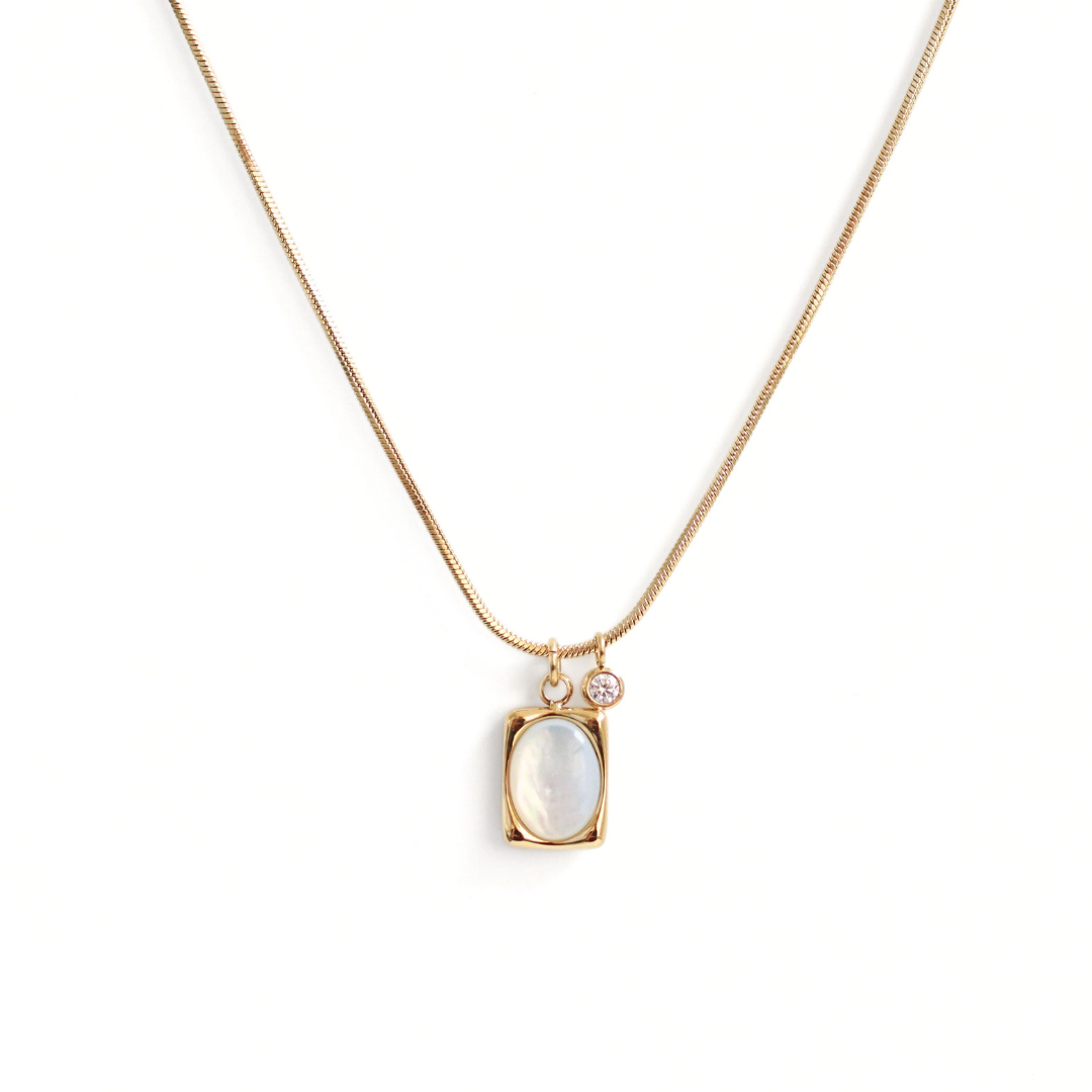 Collar Danbury Blanco