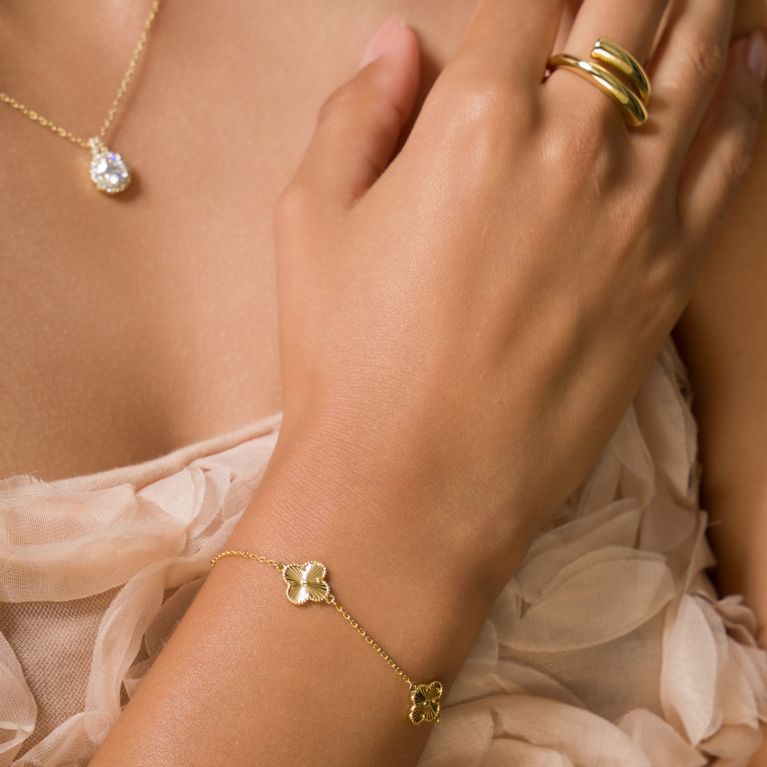 Collar Trendy	Tierra de Oro