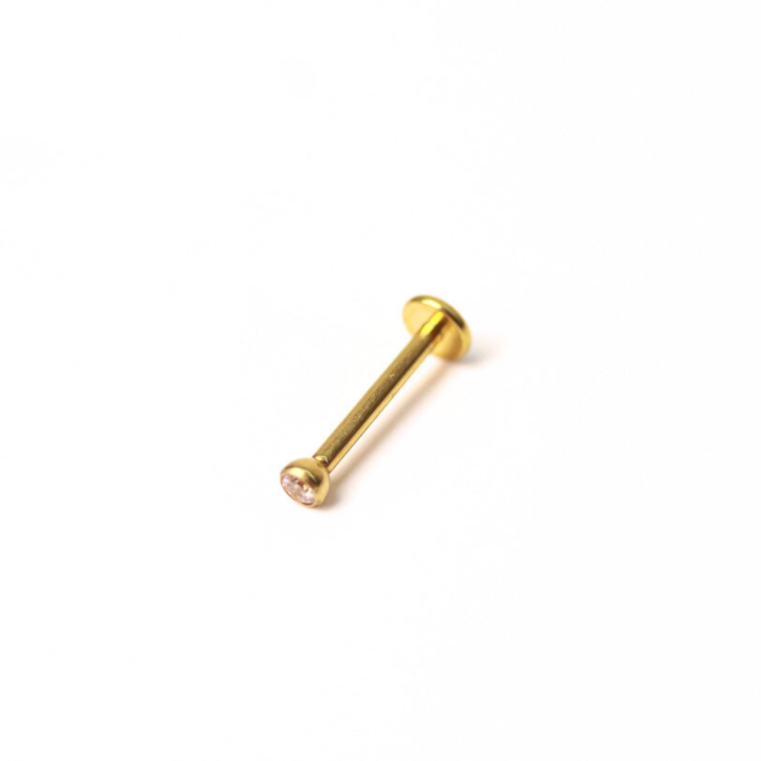 piercing pequeño con perforacion gratis